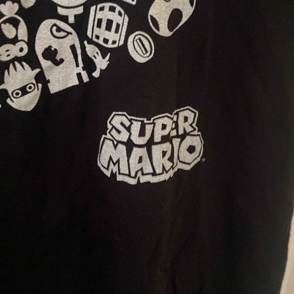 Super Mario ghost collage tee - Picture 3 of 3